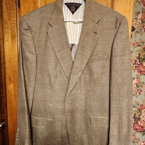 Tommy Hilfiger Men's Brown Plaid Blazer